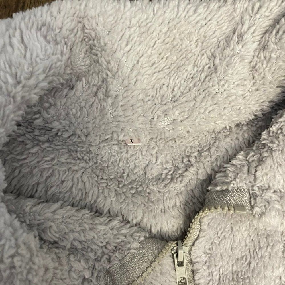 Fuzzy Teddy Jacket - Picture 4 of 13